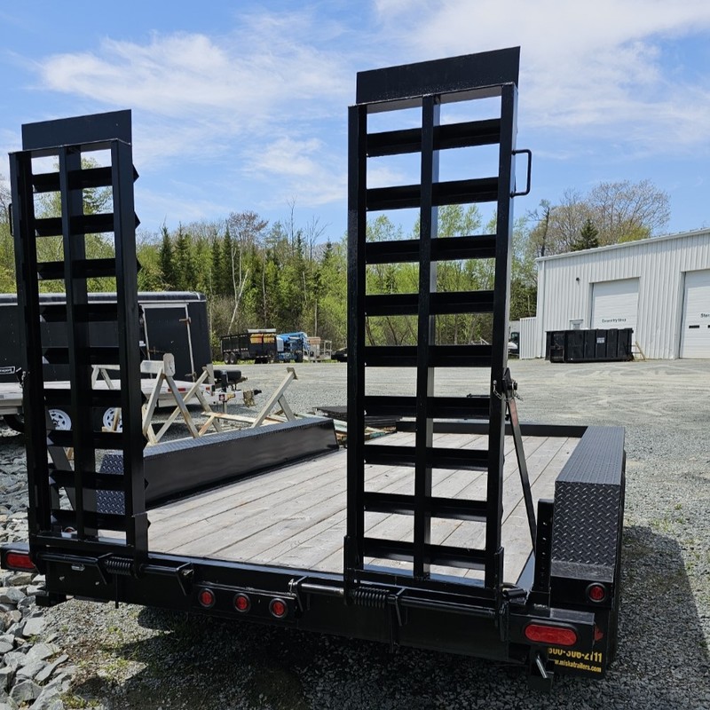 16' Tri-Axle Equipment Float Trailer